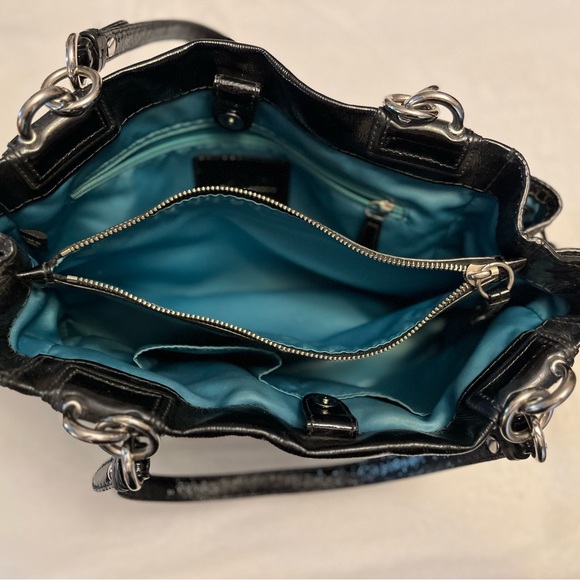 Black coach, patent leather crush purse - Picture 5 of 5